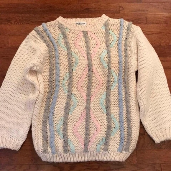 Sweaters - GRANNY  COTTAGE CORE VINTAGE 80S ACRYLIC SWEATER CREAM WEAVE